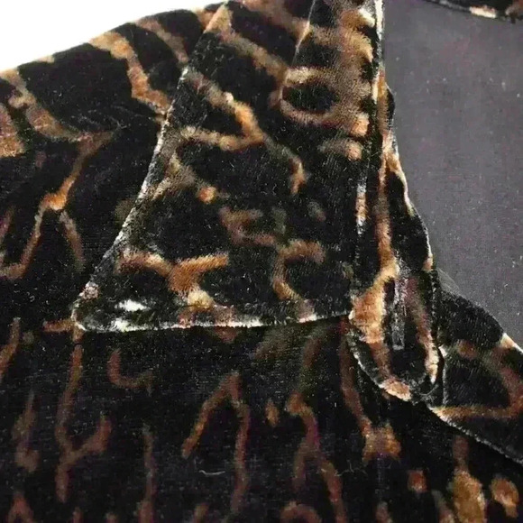 VINTAGE CHICO'S 80s 90s Silk Blend Velour Velvet Cheetah Print Button Up Top Med - Picture 4 of 12